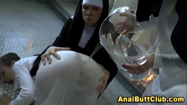 Свежие Жопа фаллоимитатор монахиня очищает грех - EMPFlix энергетические видео