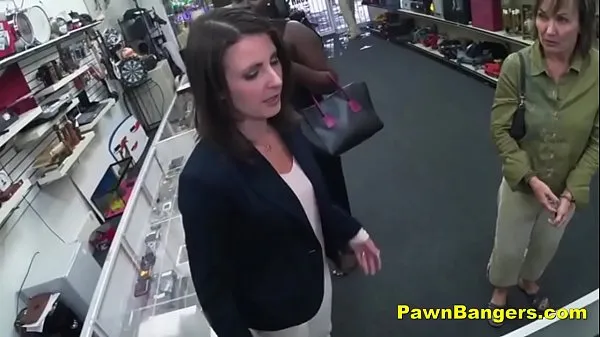 Friss Easy Customer Takes Cock In Her Hairy Cunt For Dollarsenergiás videók