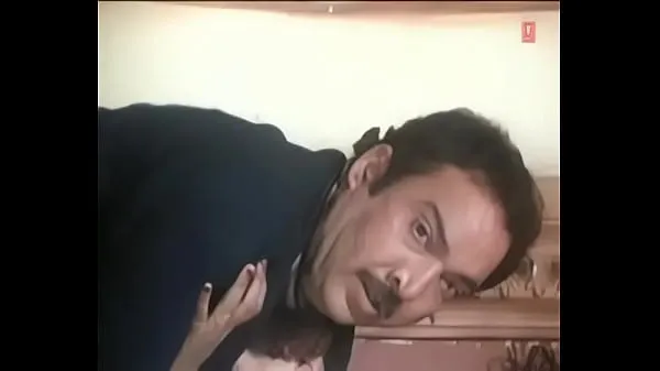 Taze bhojpuri muvee dushmani sex scene Enerji Videoları