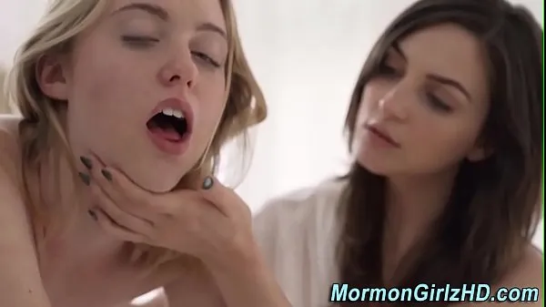 Mormon amateur licking