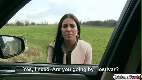 Νέα Italian babe Eveline Dellai gets fucked in the backseat ενεργειακά βίντεο