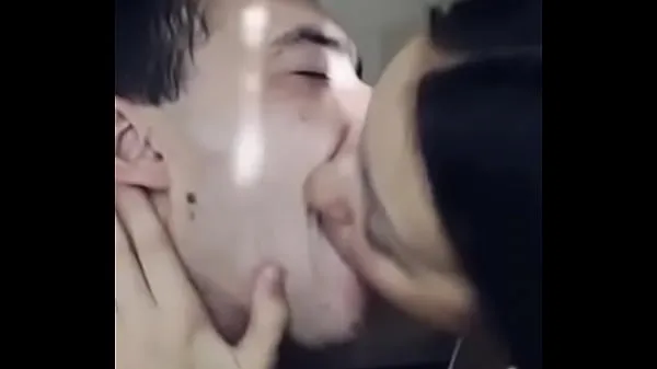 Čerstvé Best Of Kisssing Romantic energetické videá
