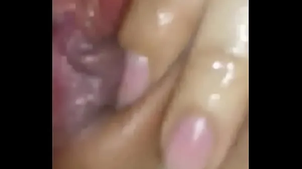 Video về năng lượng I have a lot of water to masturbate with my hands tươi mới