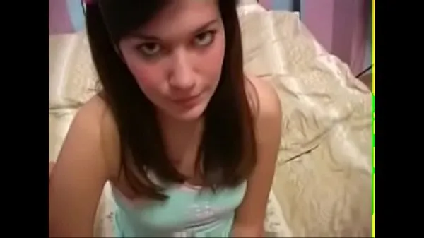 Frisse Teen Russian First Time energievideo's