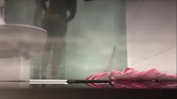 Frisse Vídeo amador gostosa lavando a xota no banho energievideo's