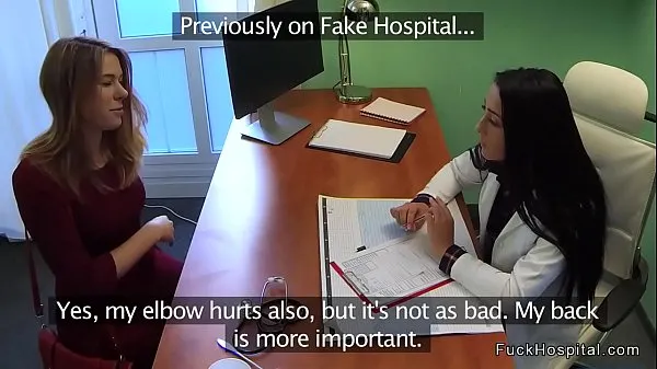 Frisse Doctor catches nurse and blonde babe and then they having threesome energievideo's