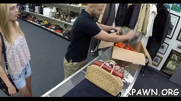 新鮮なFind out how sex in shop is happening in advance of the cameraエネルギーの動画