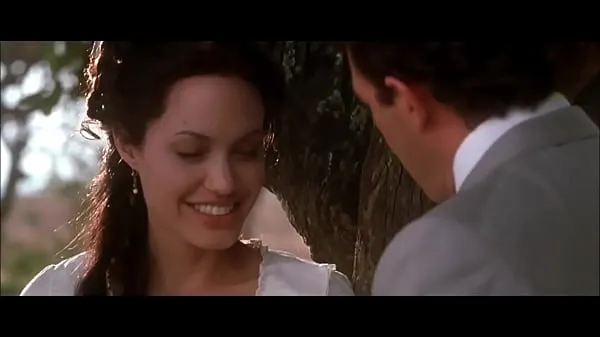 Vídeos sobre Cena de sexo de Angelina Jolie do pecado original HDenergia fresca