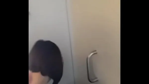 Fersk Hooking Up With A Random Girl On A Plane energivideoer