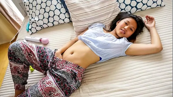 QUEST FOR ORGASM - Asian teen beauty May Thai in for erotic orgasm with vibrators Video tenaga segar