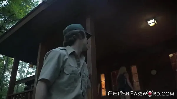 Čerstvé Teen bimbo fucked rough by uniformed guy and awaits facial energetické videá