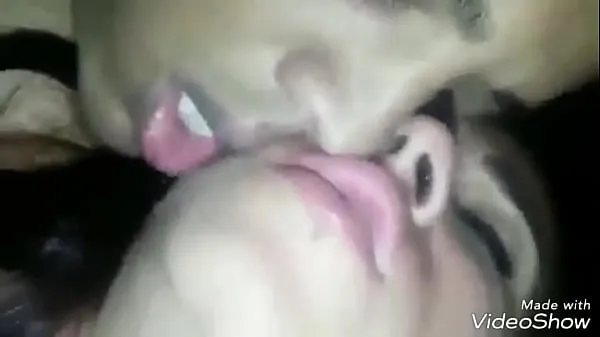 Fersk Brand new releasing her ass for her boyfriend energivideoer