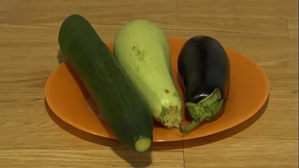 تازہ Organic anal masturbation with wide vegetables, extreme inserts in a juicy ass and a gaping hole توانائی کے ویڈیوز