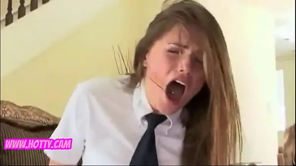 Video về năng lượng Beautiful Brunette Catholic Chick Fucked by Her Buddy While Ditching Class tươi mới