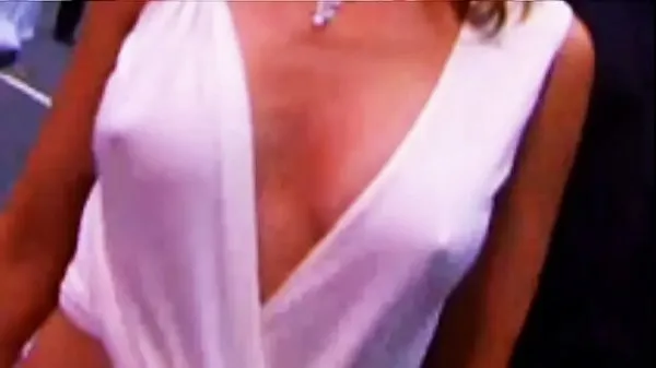 신선한 Kylie Minogue See-Thru Nipples - MTV Awards 2002 에너지 동영상
