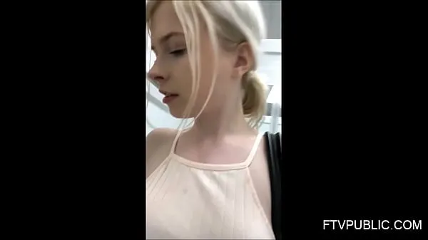 Teen masturbates in public changing room Video tenaga segar