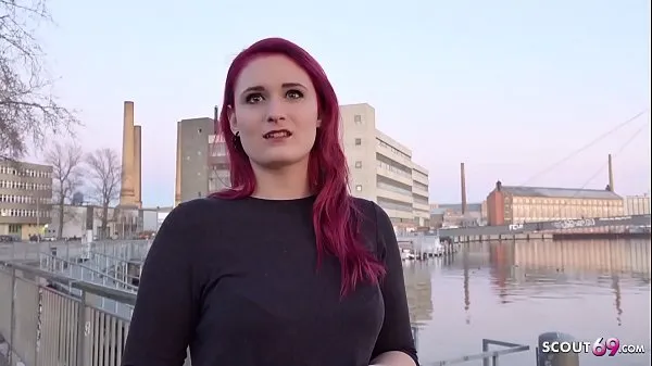 新鲜GERMAN SCOUT - Redhead Teen Melina talk to Fuck at Street Casting能量视频