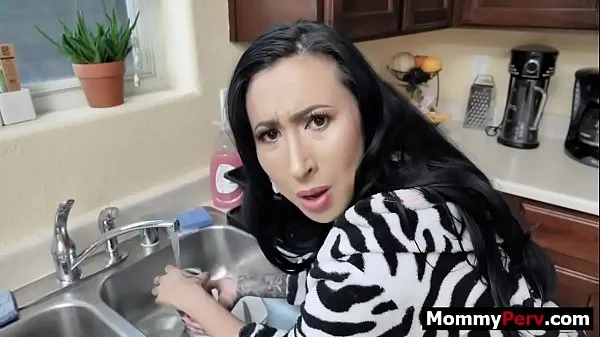 Fresh fucking stepmom while she is doing dishes energy Videos