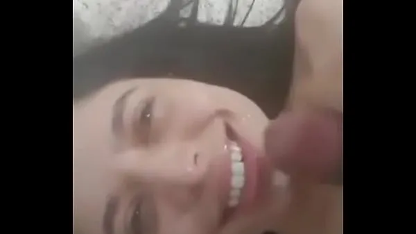 Frisse Amateur video enjoying in the mouth very tasty energievideo's