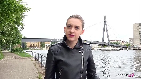 Video về năng lượng GERMAN SCOUT - ANAL FOR PETITE 18yr YOUNG CHEATING GIRL AT STREET CASTING tươi mới