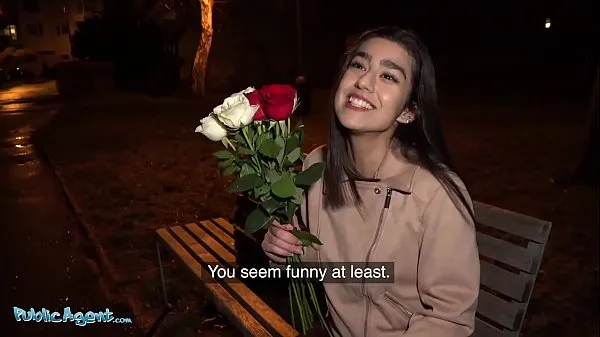 วิดีโอ Public Agent Aaeysha gets fucked on Valentines Day in a hotel room พลังงานใหม่ๆ