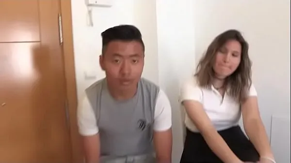 Alexia and her big dicked friend teach about sex to inexperienced teens Video tenaga segar