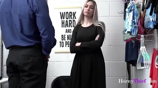 مقاطع فيديو Teen Slut In Hijab Fucks Cop To Get Out Of Jail- Delilah Day جديدة للطاقة