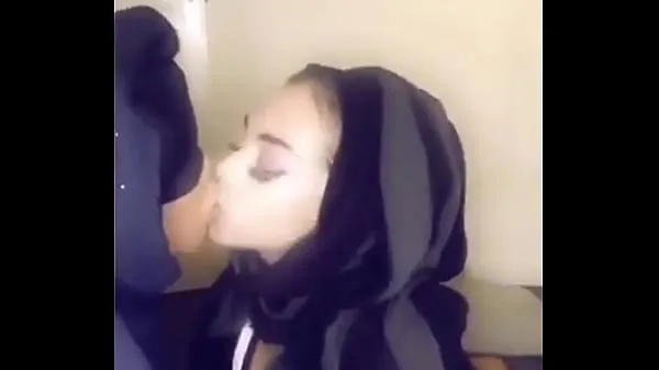 Two Arab Hijabi Girls Shaking Ass in Stockings