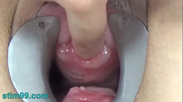 Vídeos sobre Câmera endoscópica feminina em Pee Hole com sêmen e sonorização com vibradorenergia fresca