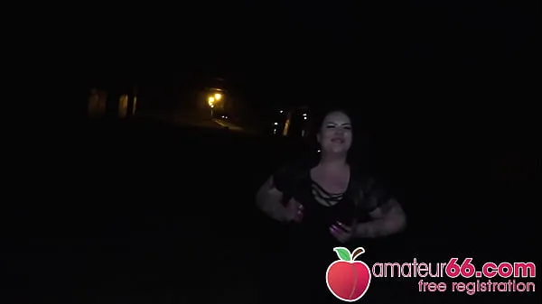 Sveži videoposnetki o AnastasiaXXX shows her Big Ass and Fat Pussy in PUBLIC energiji