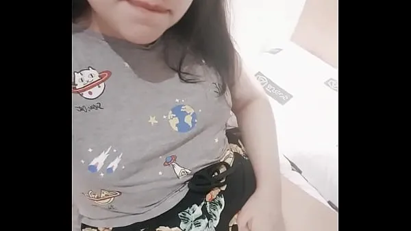 Fresh Cute petite girl records a video masturbating - Hana Lily energy Videos