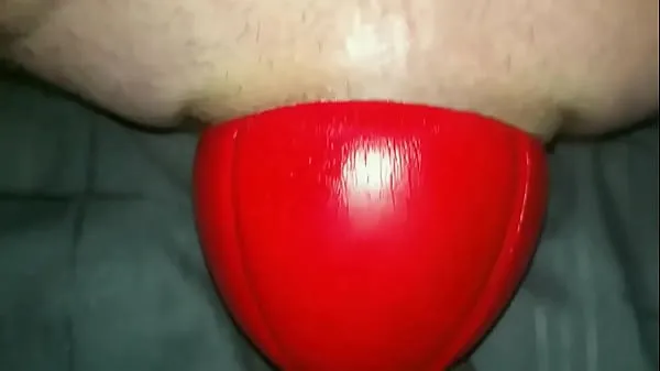 Video energi Huge 12 cm wide Red Football sliding out of my Ass up close in Slow Motion segar