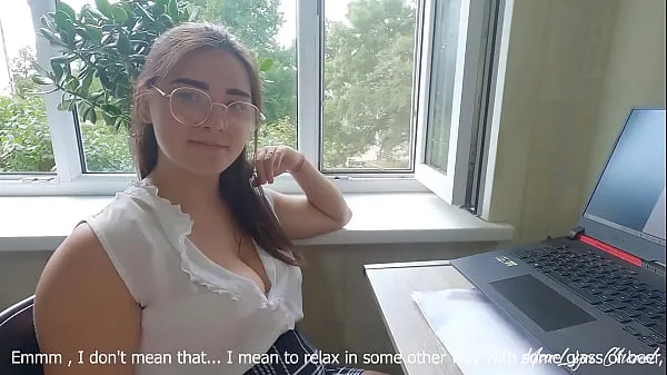Sexy English Teacher Helps to Relieve Stress before an Exam - MarLyn Chenel Video tenaga segar