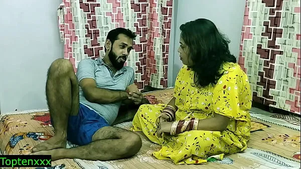 Fresh Desi Horny xxx bhabhi suddenly caught my penis!!! Jobordosti sex!! clear hindi audio energy Videos