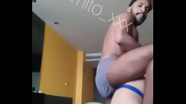 Frisse Macho beard catches me with his pants on energievideo's