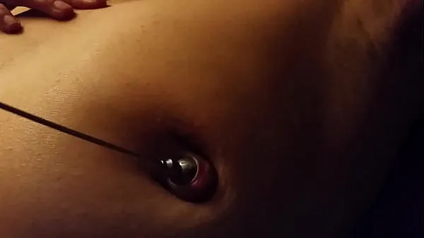 Friss nippleringlover pierced tits milf pulling metal ball through huge nipple piercing holeenergiás videók