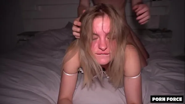 Fersk Big Booty Blonde MANHANDLED In The College Dorm - MIRADAVID - BLEACHED RAW - EP 33 energivideoer