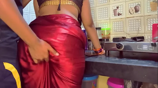 วิดีโอ Part 2. Indian hot StepMom got caught by stepson while taking to her boyfriend พลังงานใหม่ๆ
