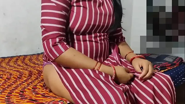 วิดีโอ Desi Hot bhabhi sexy Ass hindi clean voice พลังงานใหม่ๆ