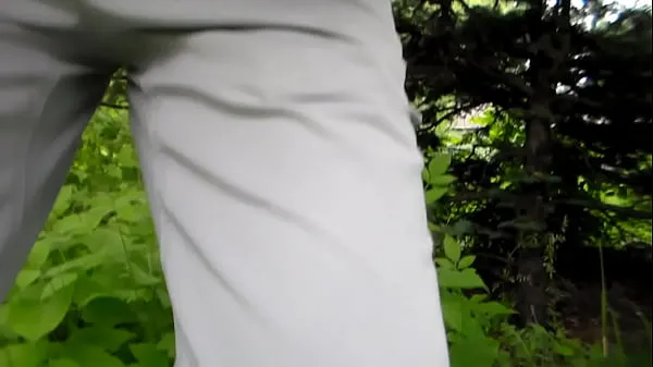 Frisse Victor outdoors in women's panties is not gay energievideo's