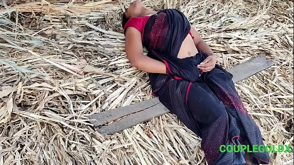 How did Komal lie down on the fodder, I was signaled by the master Video tenaga segar