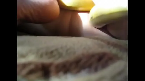 新鲜Sveta plays with bananas 2能量视频
