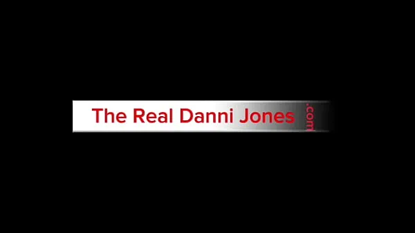 วิดีโอ Danni jones tips her Miami driver พลังงานใหม่ๆ